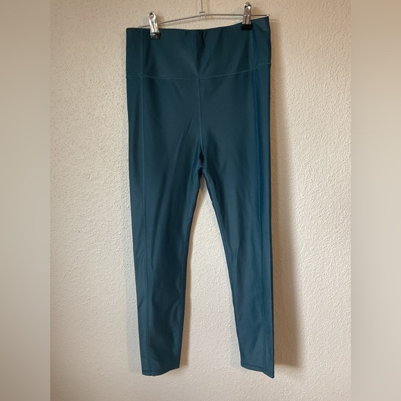 Sweaty Betty 7/8 Length Blue Leggings Size Medium - Picture 3 of 6
